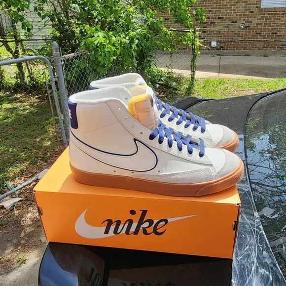 MENS NIKE BLAZER MID 77 SIZE 11 - Picture 3 of 5